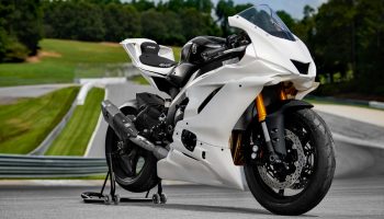 Two-Wheel Tuesday: Two Yamaha R6 Racebikes For 2022