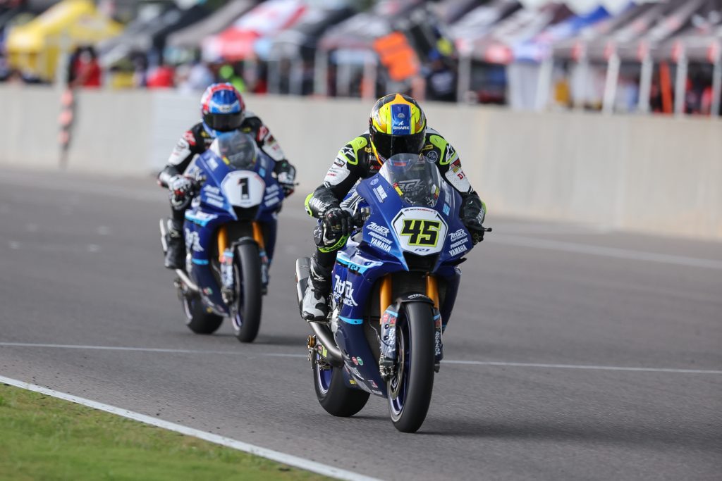 Read more about the article Petersen Withstands The Pressure To Take Superbike Victory At Barber