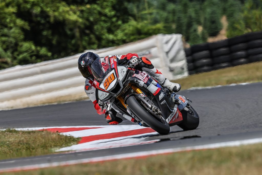 Read more about the article It’s A Four-Rider Battle For MotoAmerica Superbike Supremacy And It’s Laguna Seca Time
