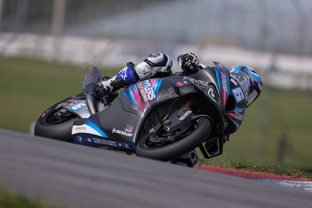 Read more about the article Beaubier Strikes First In Dunlop Official Test At Mid-Ohio Sports Car Course