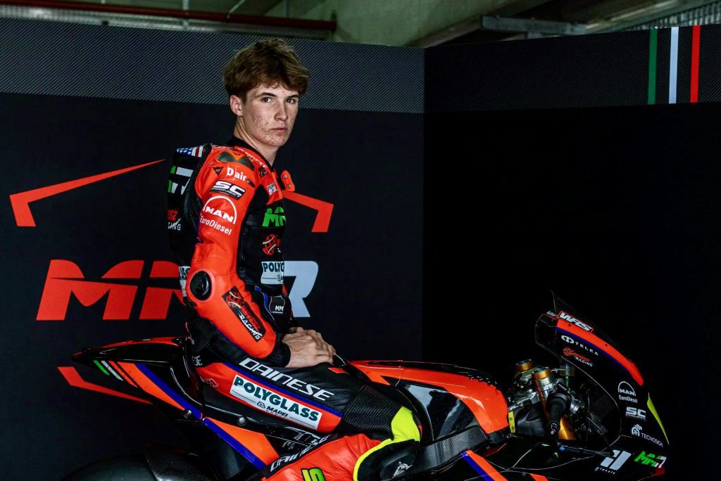 Read more about the article Rossi Moor Encouraged After First Day Of FIM JuniorGP Moto2 Testing At Aragón