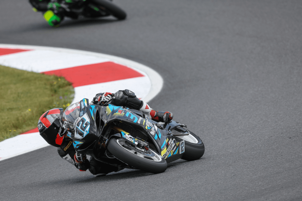 Read more about the article Enriquez Gets Contract Extension With 3D Motorsports
