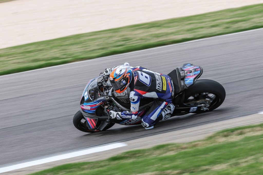 Read more about the article Beaubier Leads Day One As MotoAmerica Superbikes Are Back In Action At Barber Motorsports Park