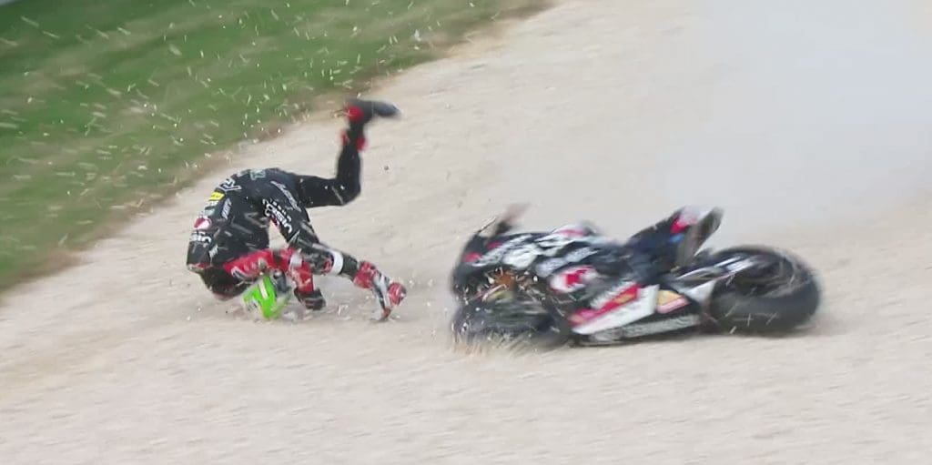 Read more about the article MotoAmerica Becomes First To Use Abbott’s Rapid Blood Test For Concussion Evaluation At Its Events