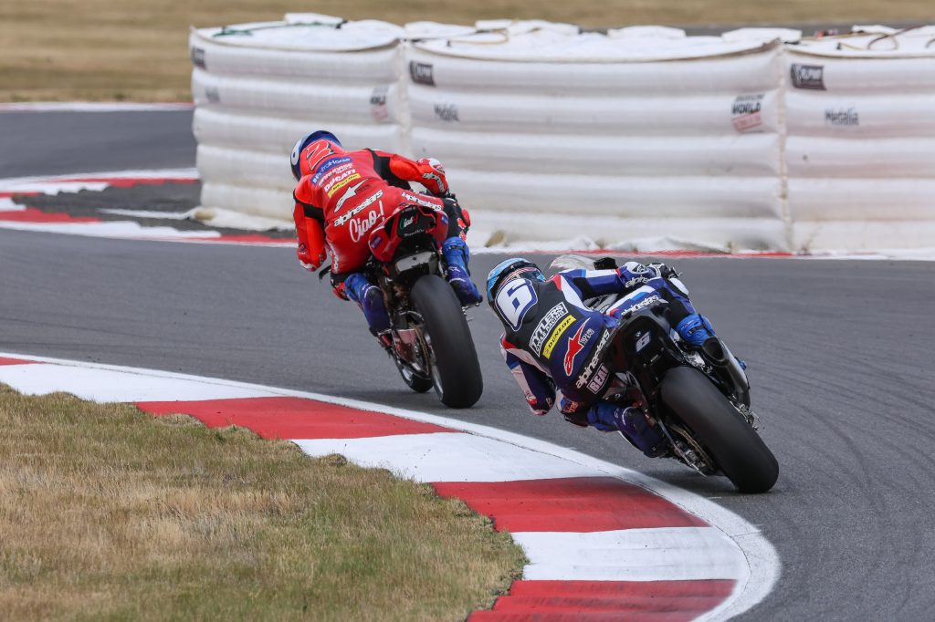Read more about the article Herrin Gets Third Straight Superbike Win After Battle With Beaubier At Ridge Motorsports Park