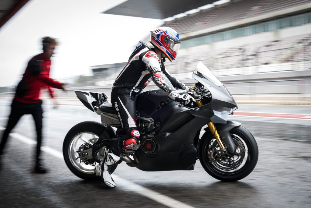 Read more about the article Postcards From Portugal: Beaubier’s Ducati Debut