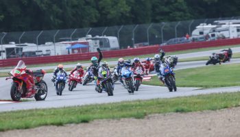 Scholtz First to Four In Abbreviated Quad Lock Superbike Sunday